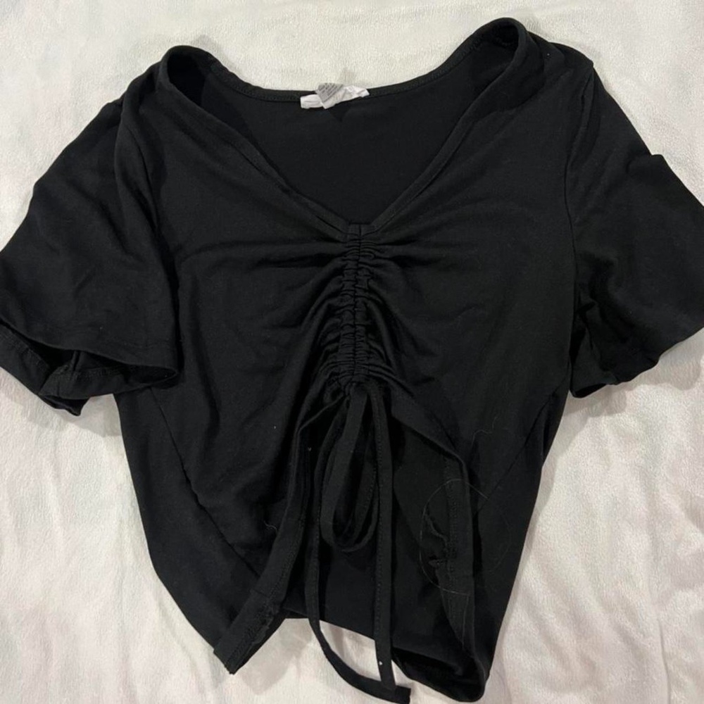 Tjmaxx scrunch black tee crop top